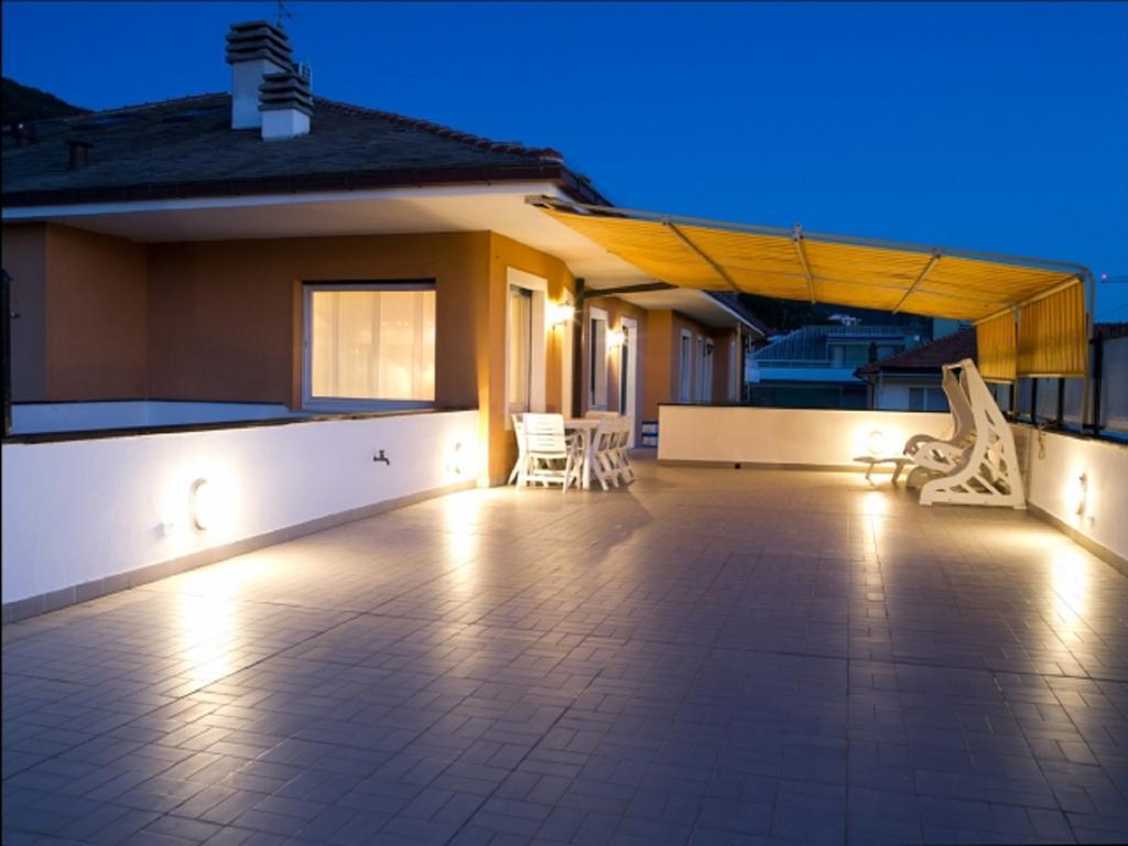 Апартаменти Legnano Attic Каві-ді-Лаванья Екстер'єр фото
